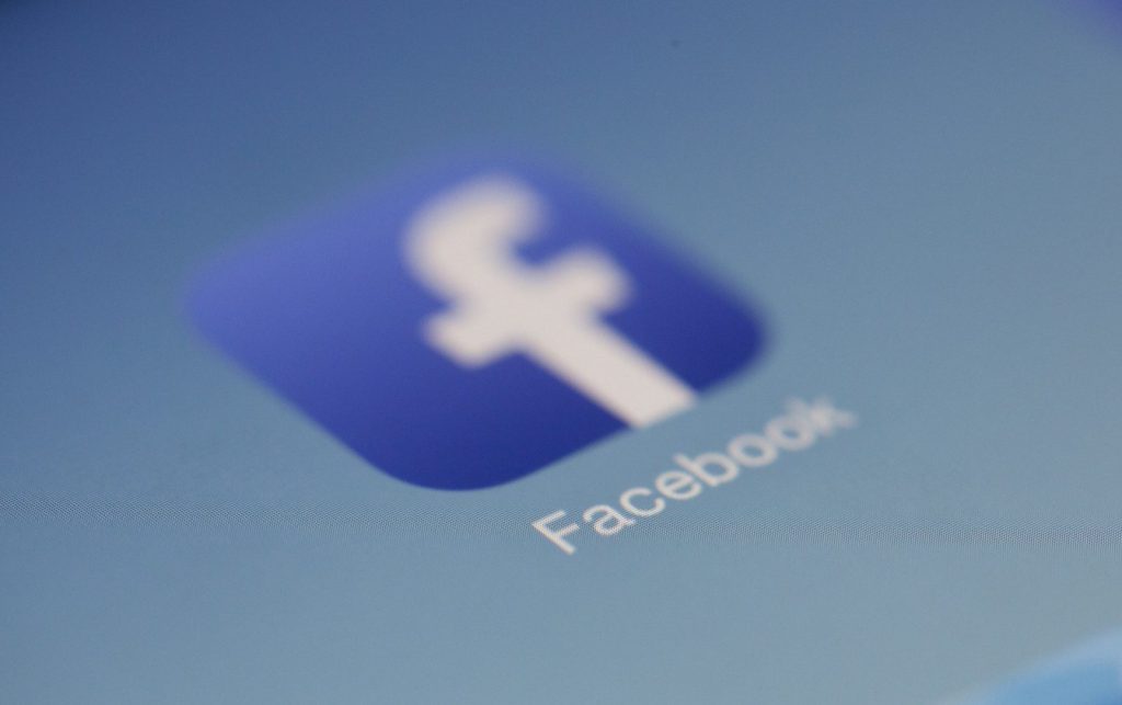 Nee, een Facebook pagina hebben is niet genoeg voor jouw onderneming, organisatie of evenement.